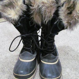 Sorel Joan of Arctic Boots Size 8.5
